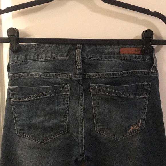 Express Jeans - Picture 4 of 5